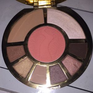 Tarte Showstopper clay palette